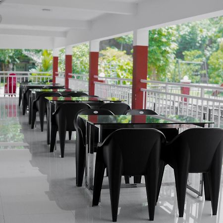 Rockdale Resort Nilambūr Extérieur photo