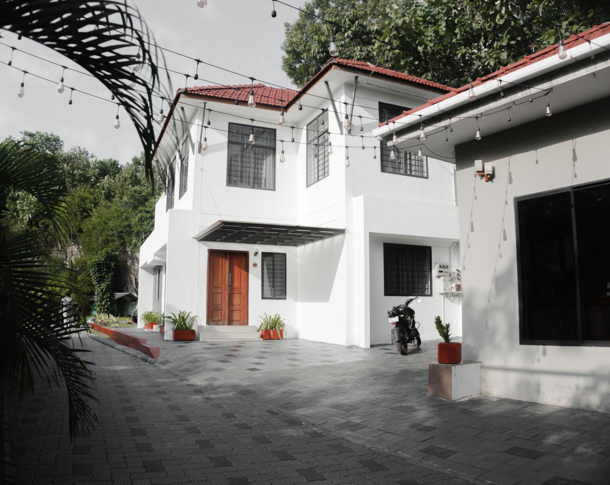 Rockdale Resort Nilambūr Extérieur photo